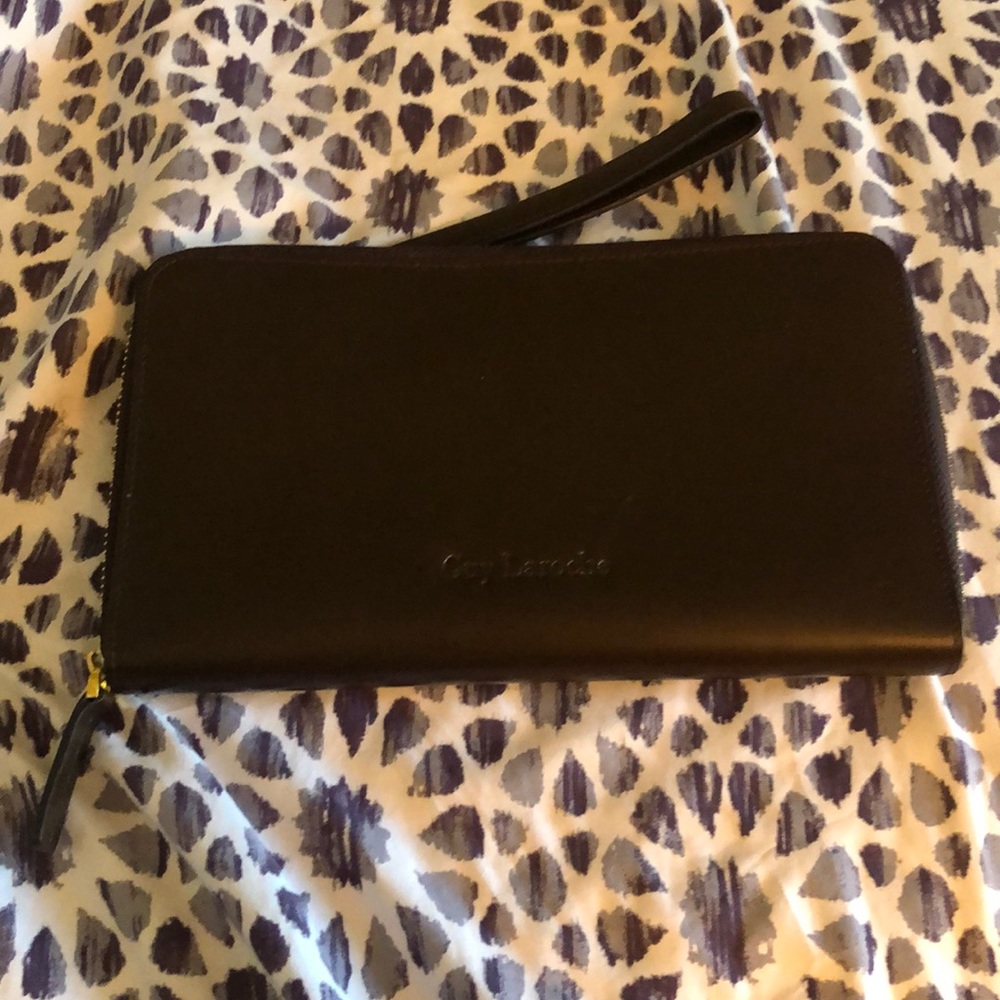 Guy Laroche Dark Brown Leather Travel Wallet
